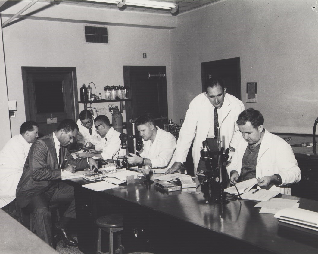 Photo from the first University of Saskatchewan tissue culture course in August, 1963